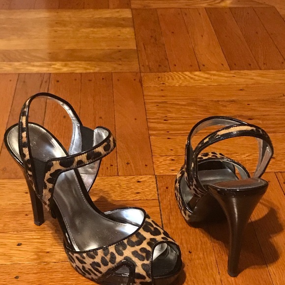 Calvin Klein Collection - Picture 2 of 2